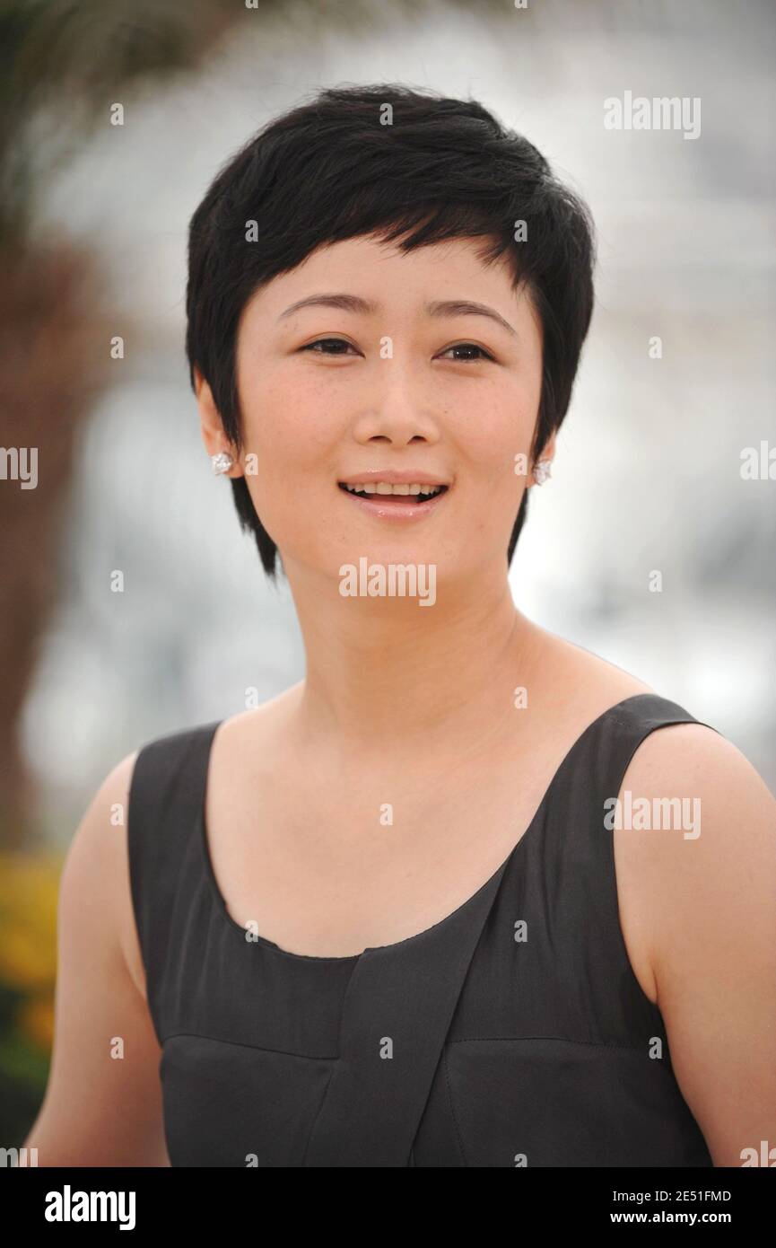 Darsteller Zhao Tao posiert bei einer Fotoschau für den Film '24 City' ('Er Shi Si Cheng Ji') während der 61. Filmfestspiele von Cannes am 17. Mai 2008 in Cannes, Frankreich. Foto von Hahn-Nebinger-Orban/ABACAPRESS.COM Stockfoto