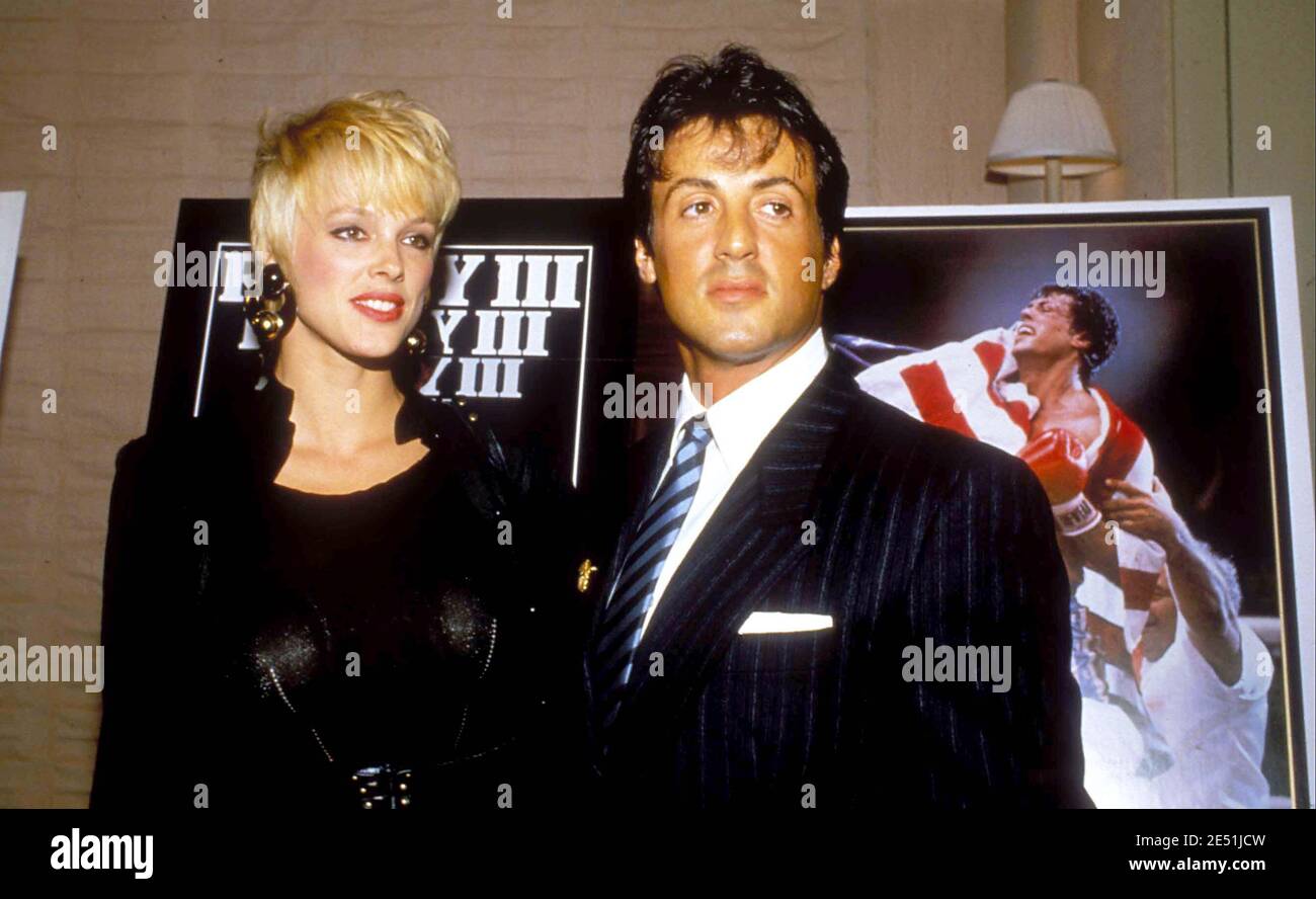 Brigitte Nielsen und Sylvester Stallone bei einer Pressekonferenz am 22. Mai 1986 in Beverly Hills, Calif Quelle: Ralph Dominguez/MediaPunch Stockfoto