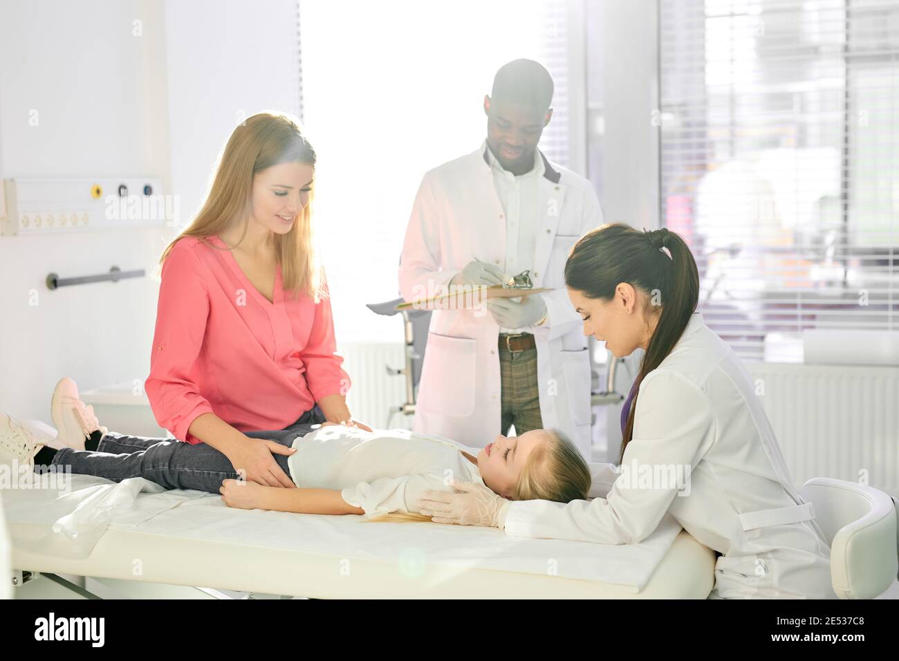 pics Hospital Bed Picture Prank teen girl in hospital bed stockfotos