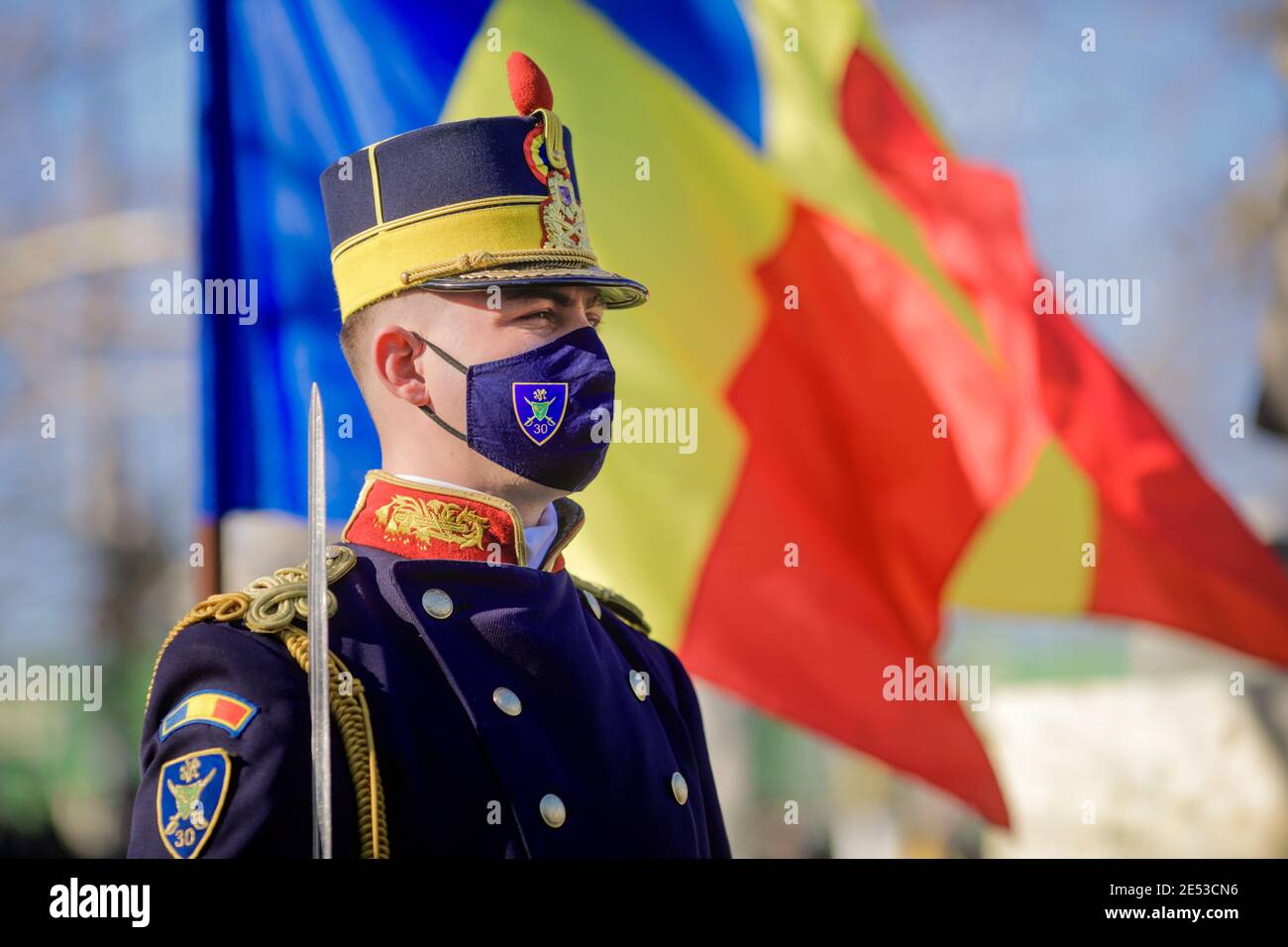 Bukarest, Rumänien - 24. Januar 2021: Michael der tapfere 30. Garde-Brigade-Soldat während einer Zeremonie. Stockfoto