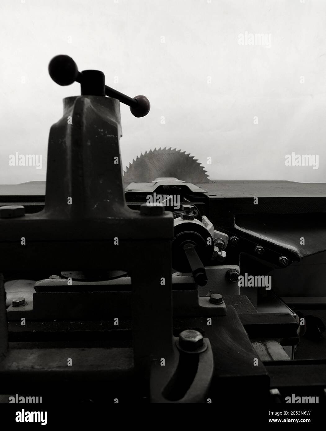 Tisch Rotierende Säge Maschine Detailfoto Stockfoto