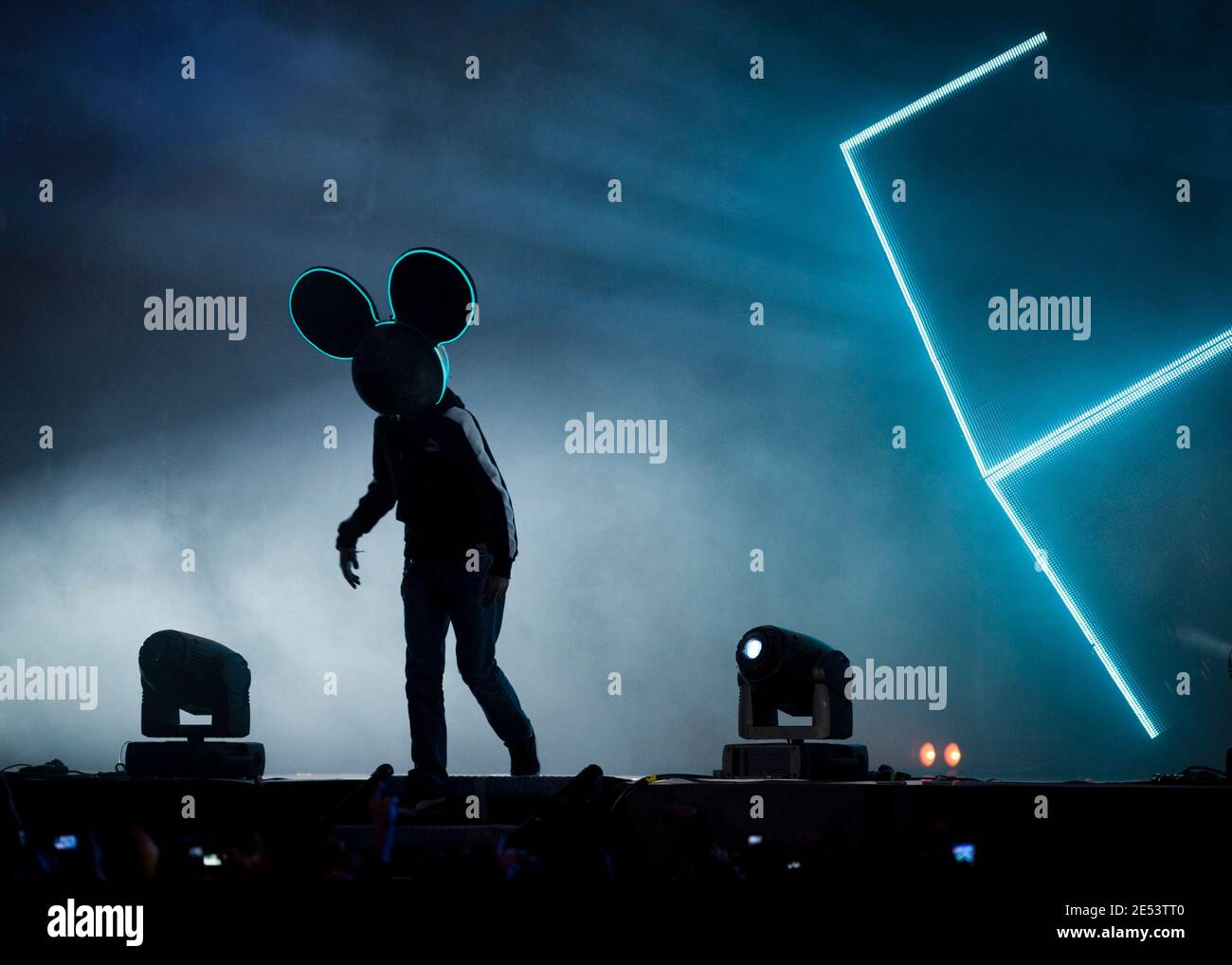 Deadmau5 tritt bei L.E.D auf und präsentiert 'Deadmau5' im Victoria Park, London, 11. Juni 2011 Stockfoto