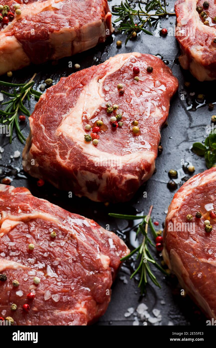 Leckere saftige Steaks werden Ihre Stimmung aufhellen Stockfoto