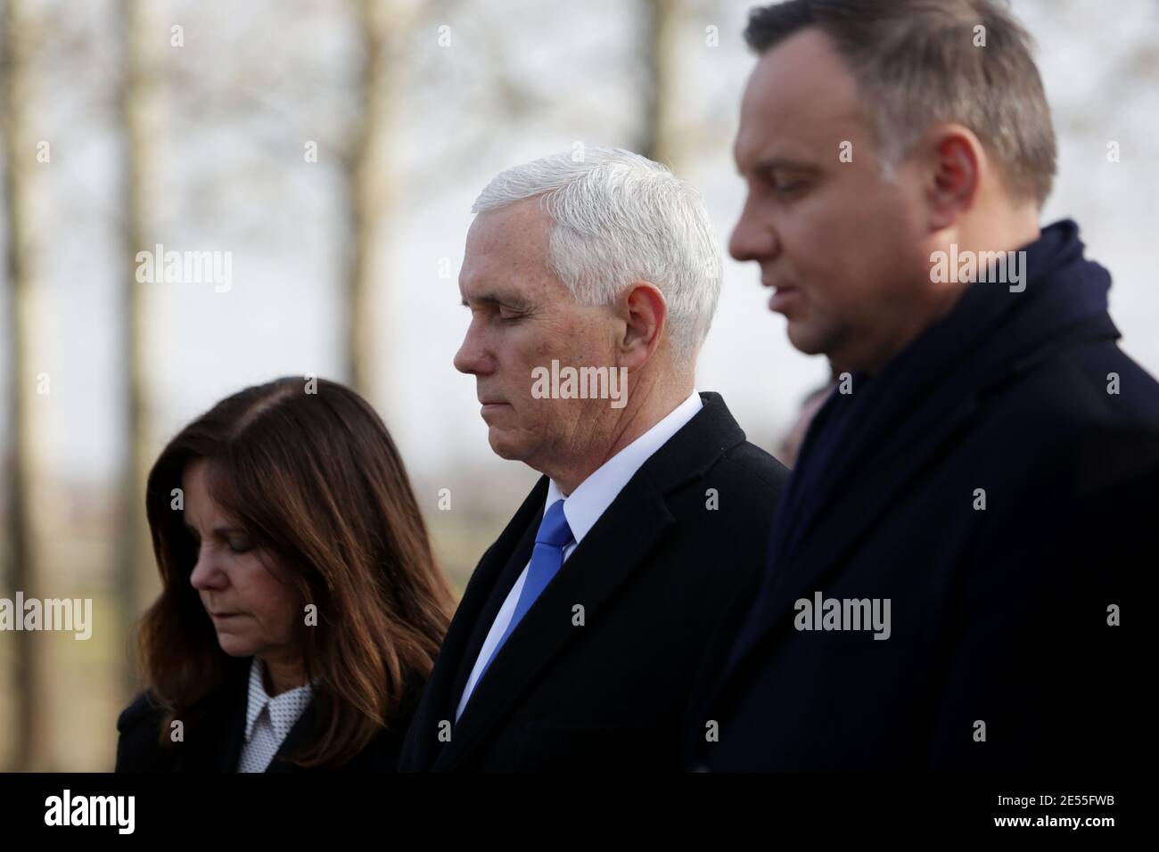 Oswiecim, Polen - 18. Februar 2019: Mike Pence, Vizepräsident der Vereinigten Staaten, besucht das ehemalige Nazi-Konzentrationslager Auschwitz-Birkenau. Stockfoto
