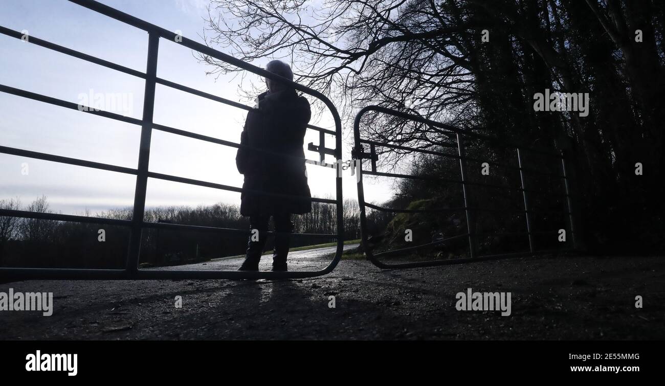 Datei Foto vom 23/01/21 von einer Frau, die nur von Adele im Palast Demesne in Co Armagh bekannt sein will. Die Überlebende eines Mutter- und Babyhauses hat gesagt, dass sie jetzt und nicht in sechs Monaten eine öffentliche Untersuchung sehen möchte. Adele, 69, die Zeit in der Marianvale zu Hause in Newry als Teenager verbrachte, sagte der Stormont Executive muss sich verstärken. Ausgabedatum: Dienstag, 26. Januar 2021. Stockfoto