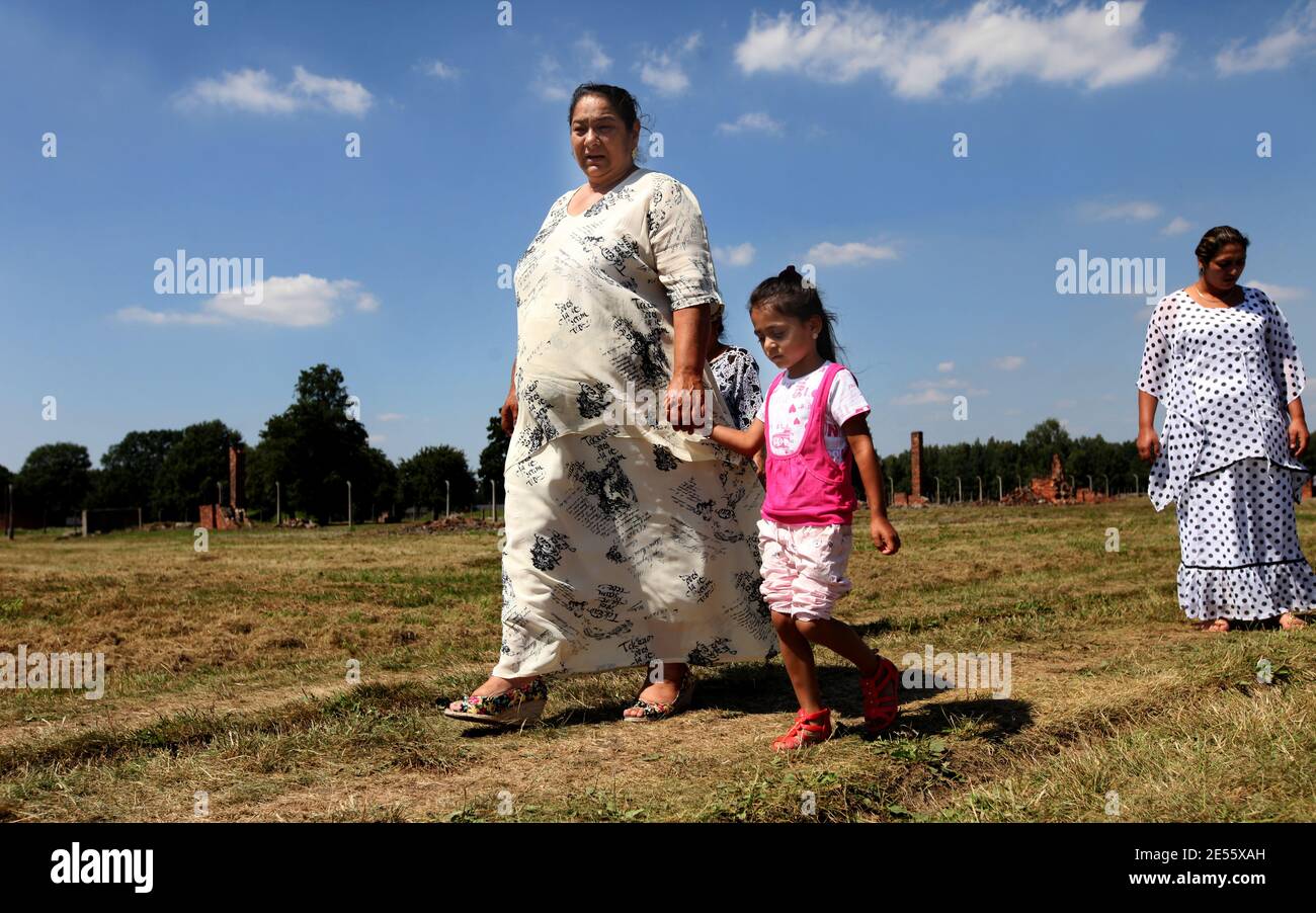 Oswiecim, Polen - 2. August 2013: Der 70. Jahrestag der Liquidation des "Zigeunerlagers" im Staatlichen Muzeum Auschwitz-Birkenau in Oswiee Stockfoto