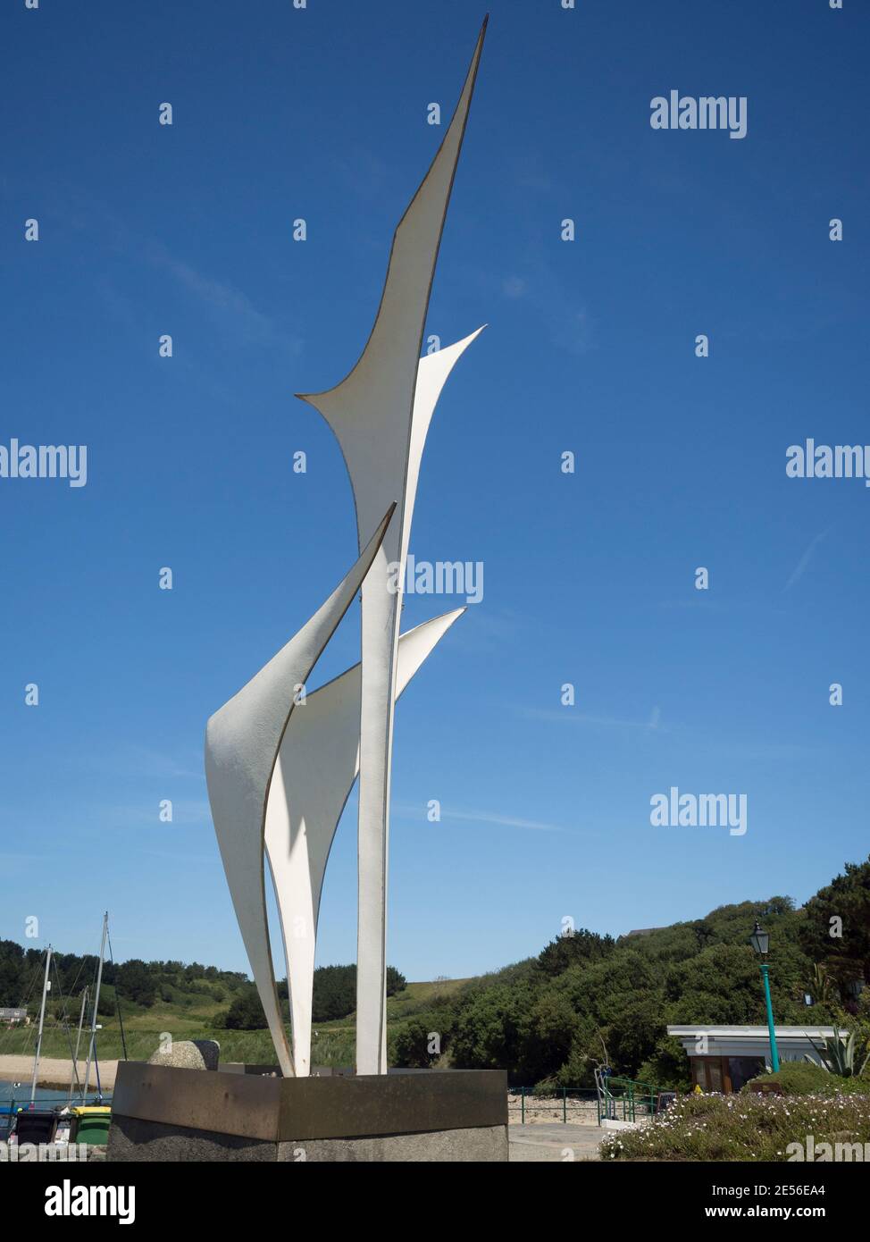 Skulptur in der Nähe des Hafens auf Herm Island auf den Kanalinseln. Stockfoto