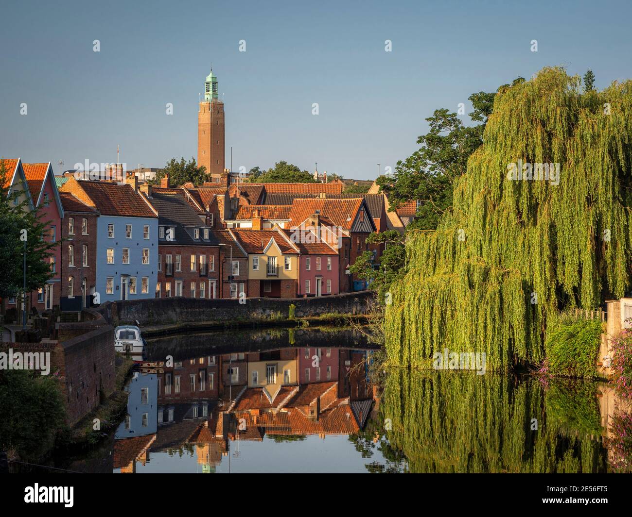 Norwich Stadt Stockfotos Und Bilder Kaufen Alamy