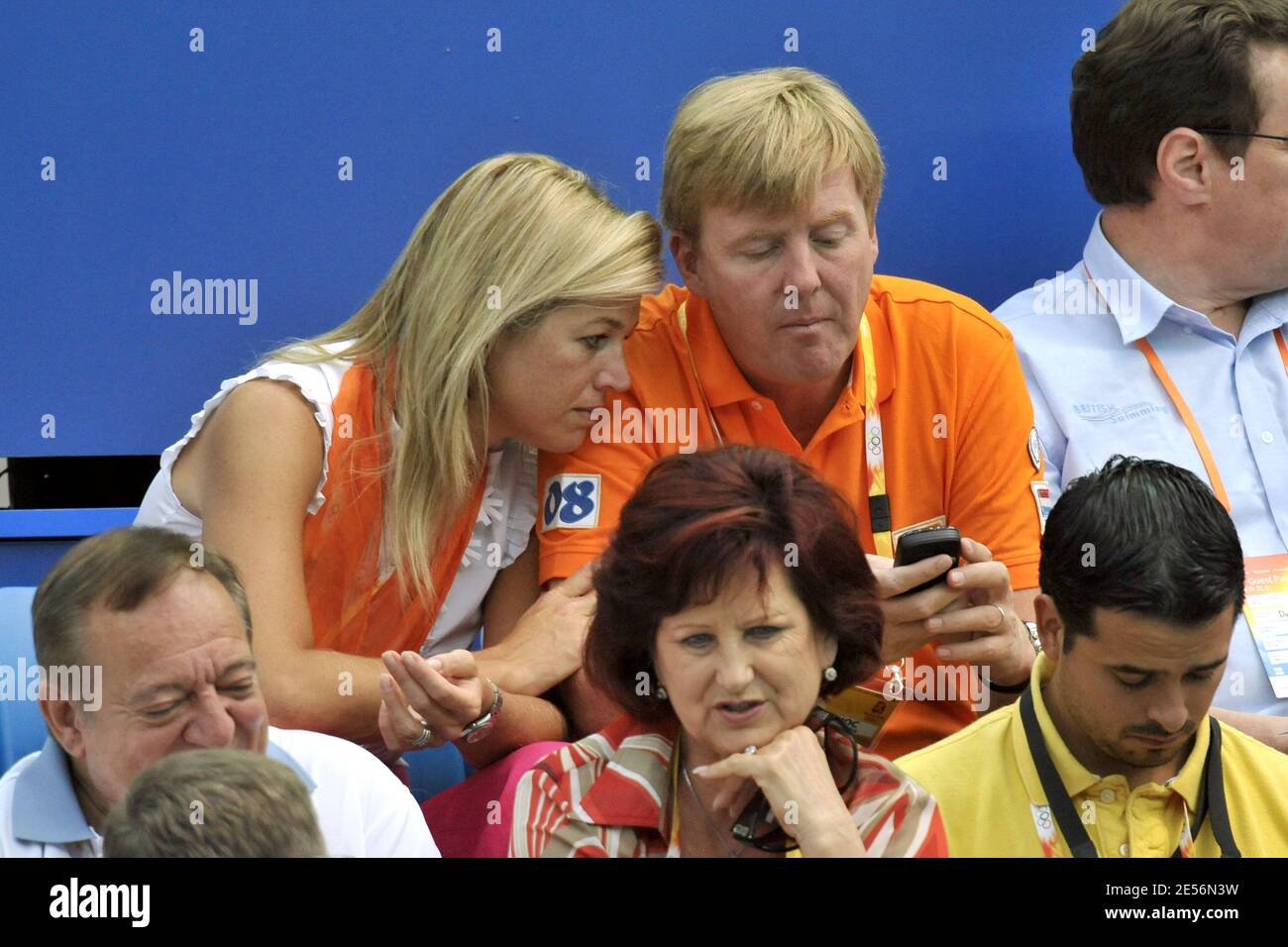 Prinz Willem-Alexander und Prinzessin Maxima der Niederlande nehmen am 15. August 2008 am Schwimmfinale während des 7. Tages der Olympischen Spiele in Peking im Nationalen Wassersportzentrum in Peking, China, Teil. Foto von Gouhier-Hahn-Nebinger/Cameleon/ABACAPRESS.COM Stockfoto