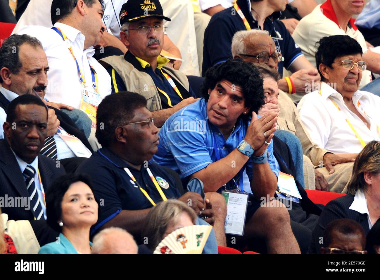 Argentiniens Diego Maradona während der Männer Goldmedaille Fußballspiel zwischen Nigeria und Argentinien von Peking 2008 Olympischen Spiele am Tag 15 im Nationalstadion in Peking, China am 23. August 2008. Argentinien gewann 1:0. Foto von Gouhier-Hahn/Cameeon/ABACAPRESS.COM Stockfoto