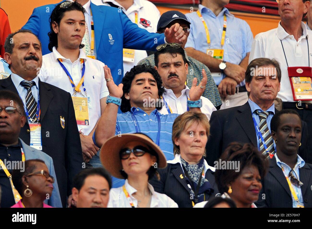 Argentiniens Diego Maradona während der Männer Goldmedaille Fußballspiel zwischen Nigeria und Argentinien von Peking 2008 Olympischen Spiele am Tag 15 im Nationalstadion in Peking, China am 23. August 2008. Argentinien gewann 1:0. Foto von Gouhier-Hahn/Cameeon/ABACAPRESS.COM Stockfoto