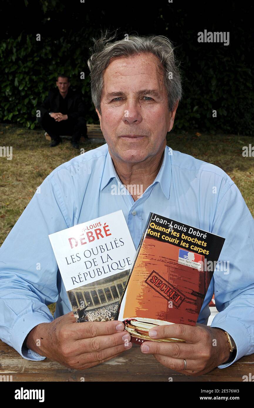 Jean-Louis Debre beim 13. 'Foret des Livres' in Chanceaux-Pres-Loches, Frankreich am 31. August 2008. Foto von Giancarlo Gorassini/ABACAPRESS.COM Stockfoto