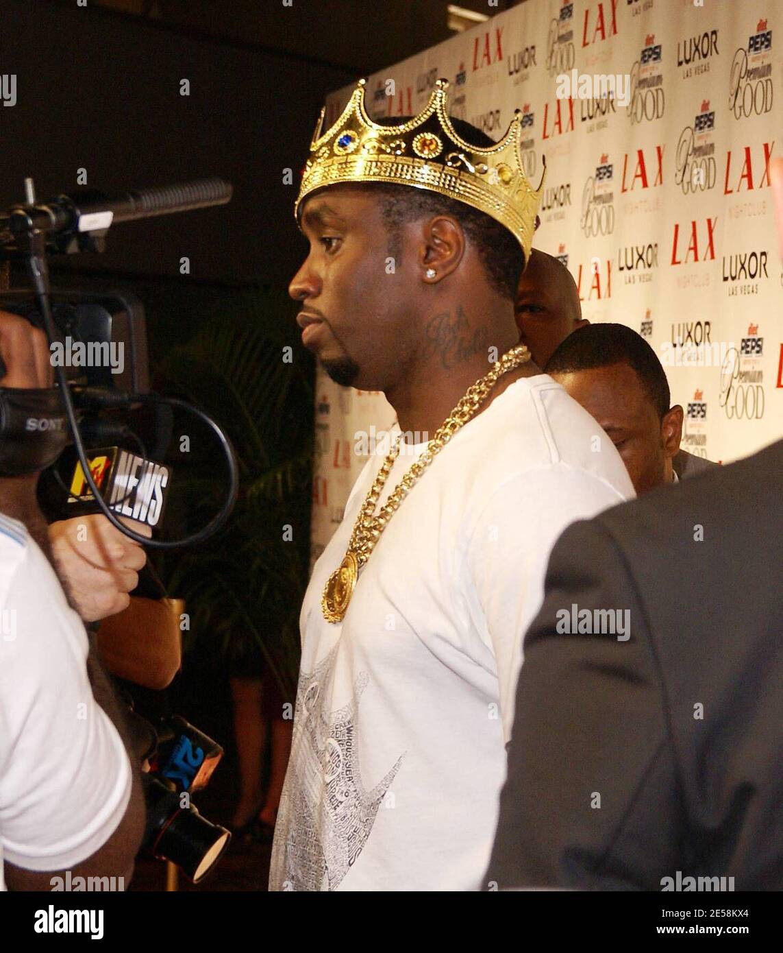 P Diddy beherbergt LAX Nachtclub im Luxor Hotel & Casino nach den MTV VMA Awards. Las Vegas, NV. 9/07. [[cai]] Stockfoto
