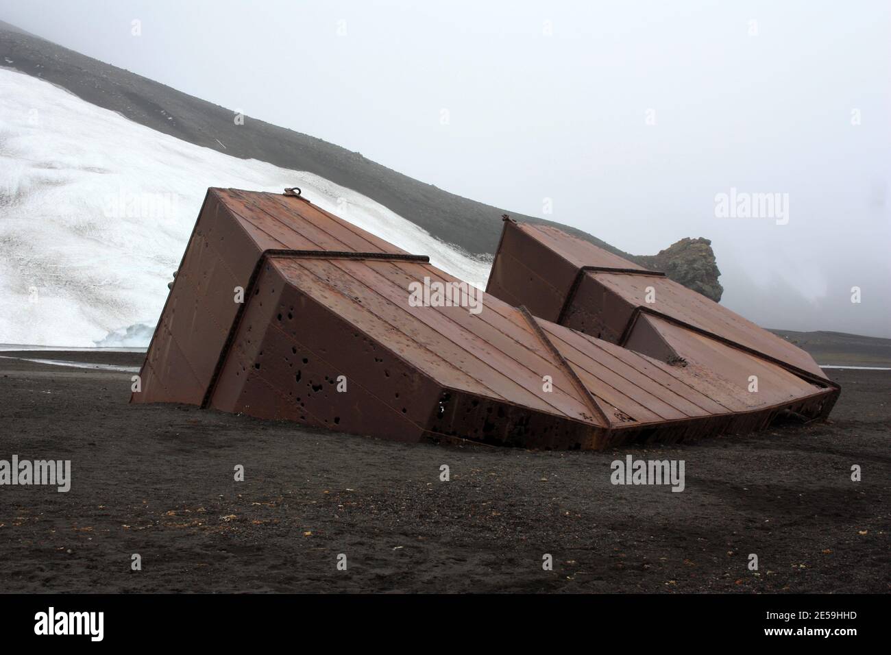 Relikt einer alten Walfangstation auf Deception Island in Antarktis Stockfoto
