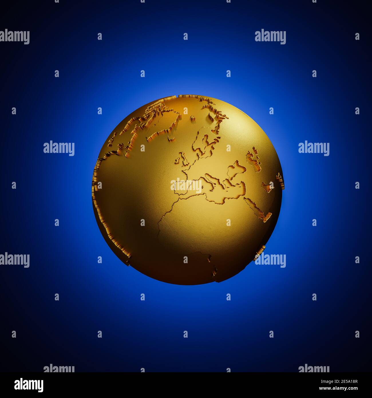 Texturierter goldener Erdglobus mit Europa vorne. Blauer Verlaufshintergrund. 3d-Rendering Stockfoto