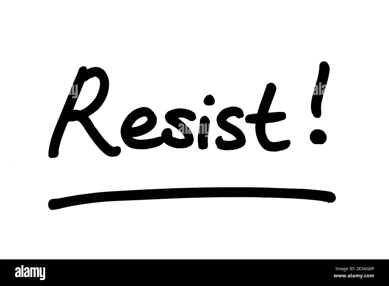 Das Wort Resist! Handgeschrieben auf weißem Hintergrund. Stockfoto