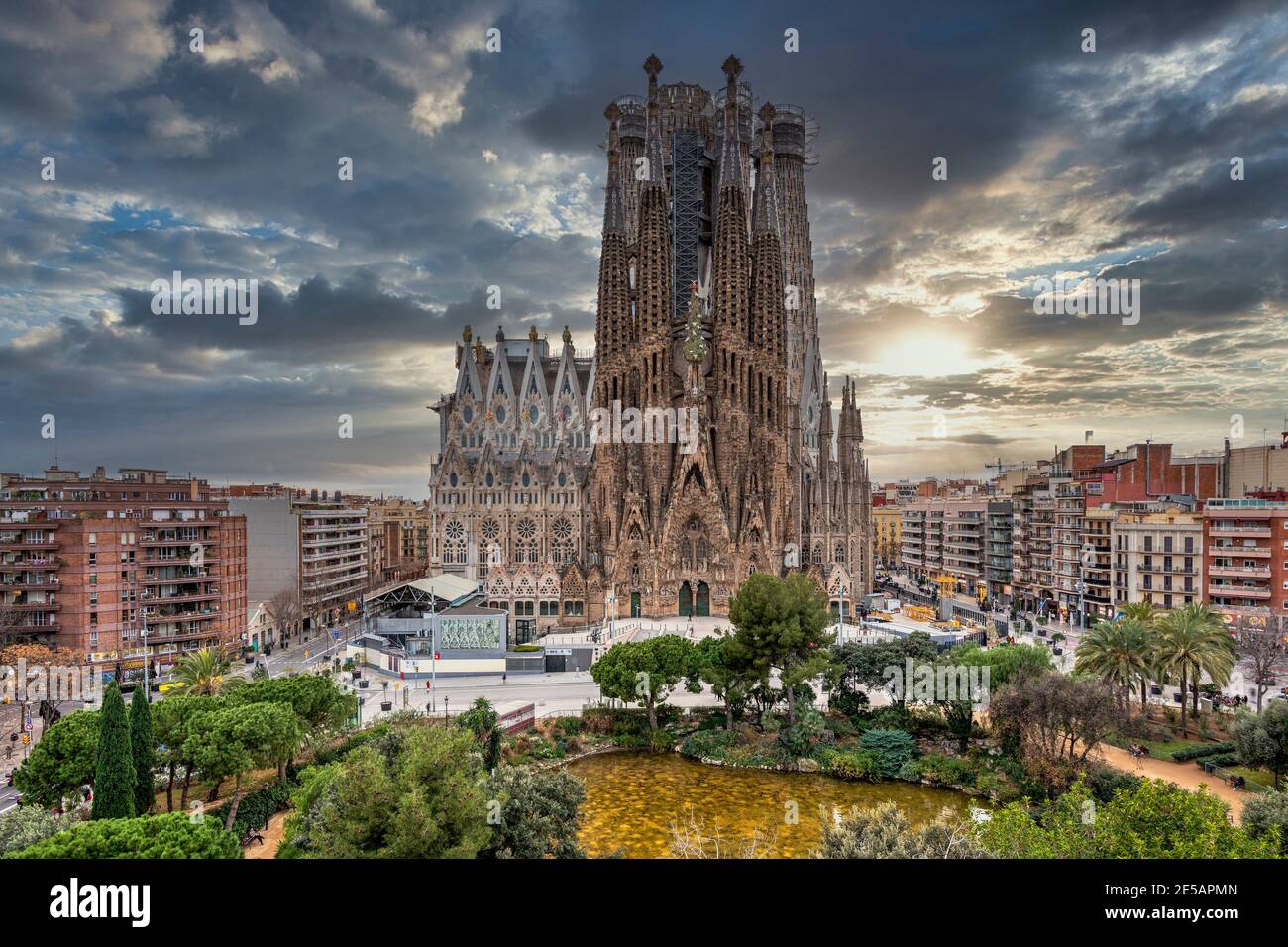 Sagrada Familia Basilika Kirche, Geburtsfassade, Barcelona, Katalonien, Spanien Stockfoto