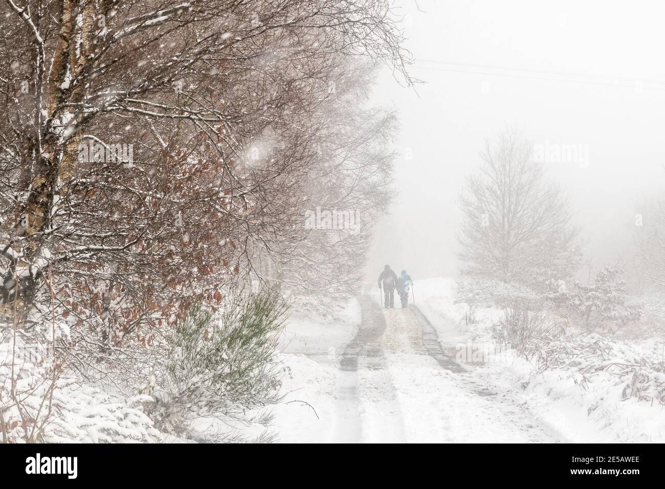 Schnee bedeckt die Straßen, Yorkshire UK Stockfoto