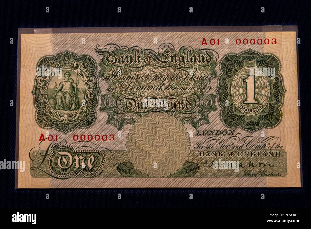 Die erste Bank von England hat £1 Noten (Mahon), die Money Gallery, Ashmolean Museum, Oxford, Großbritannien. Stockfoto