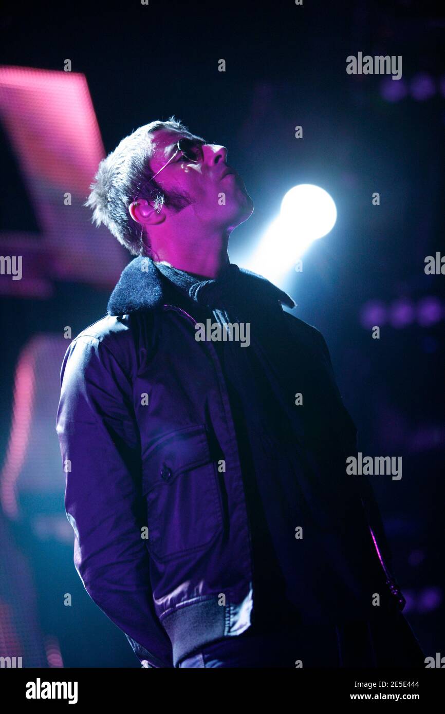 Oasis Vocal/Gitarrist Liam Gallagher tritt am 17. Dezember 2008 live im Madison Square Garden in New York City, NY, USA auf. Foto von Aton Pak/ABACAPRESS.COM Stockfoto