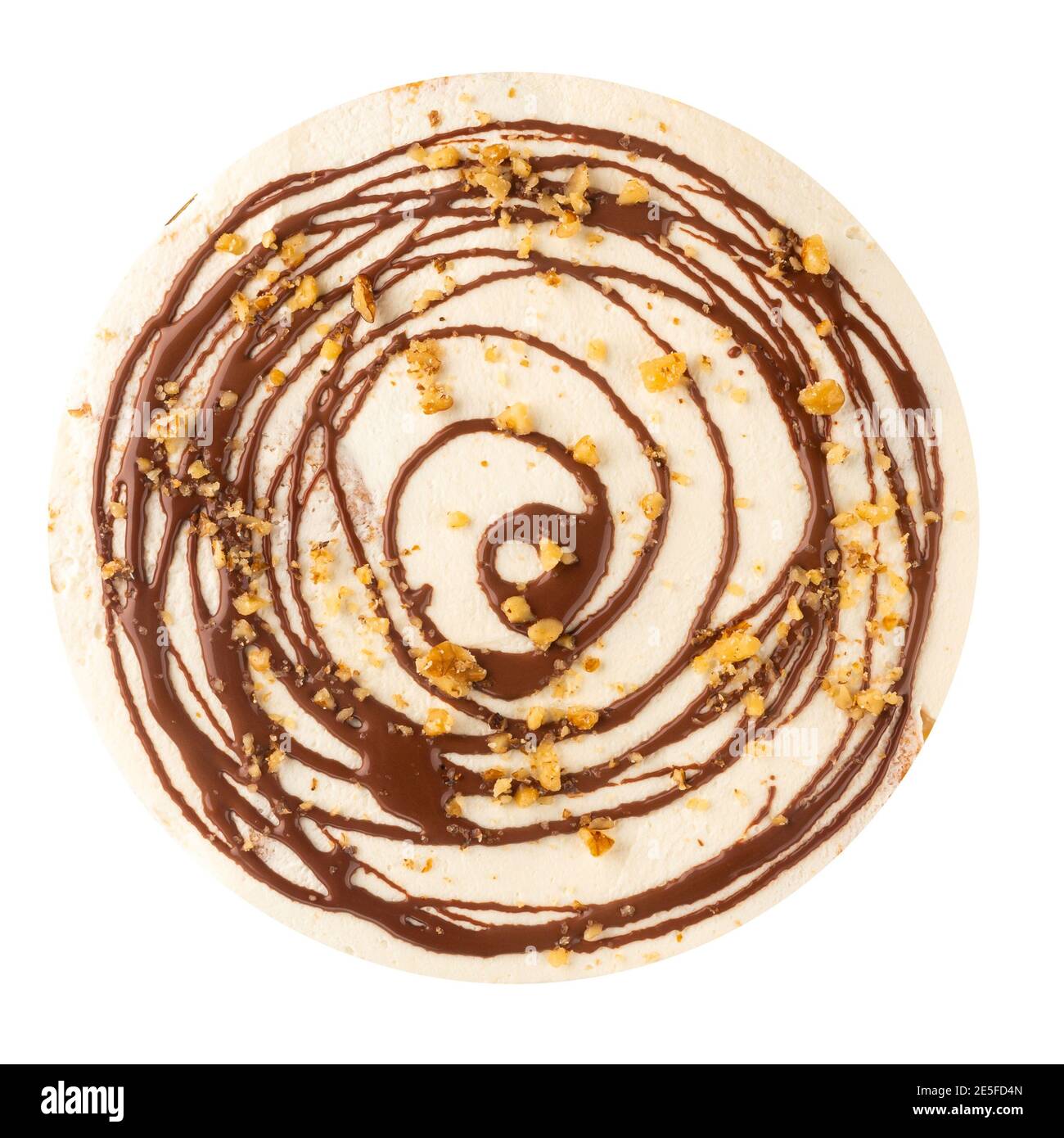 Isolierter Schildkrötenkuchen mit Schokoladensirup auf Weiß Stockfoto