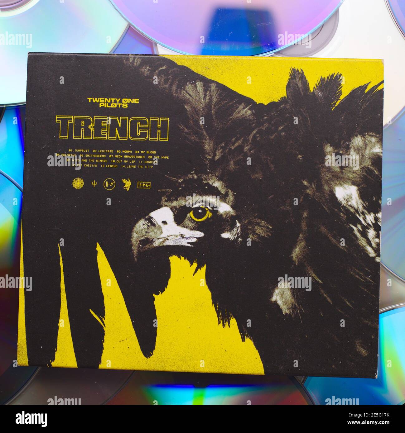 Eine Kopie von Trench, dem fünften Studioalbum des amerikanischen Musikduos Twenty One Pilots, Stockfoto
