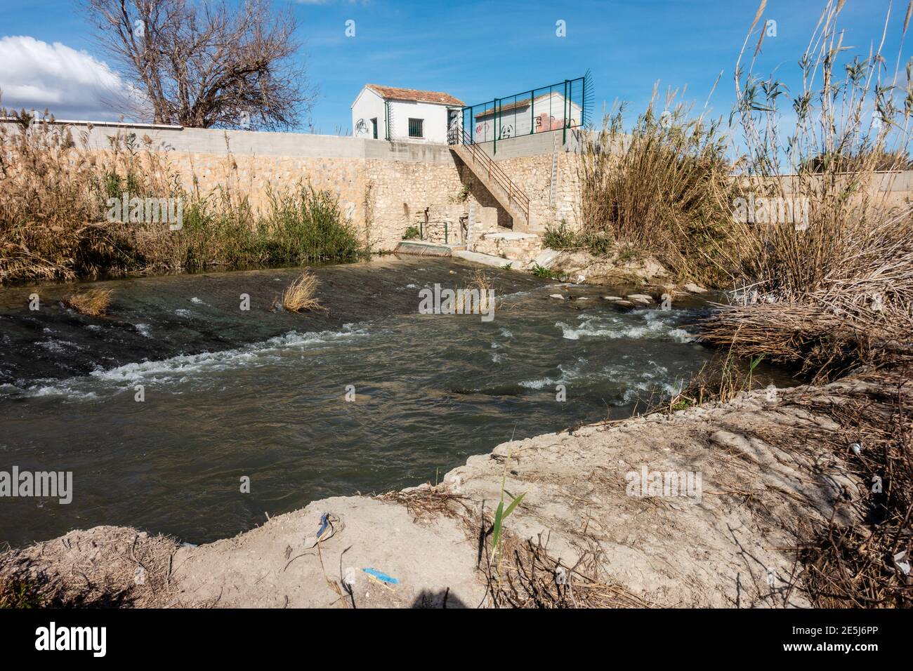 Fluss im winter Stockfoto