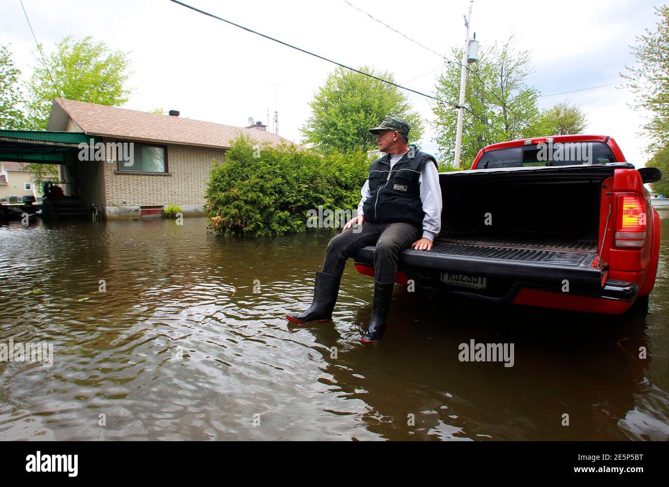 Reiten Durch Hochwasser Stockfotos Und Bilder Kaufen Alamy