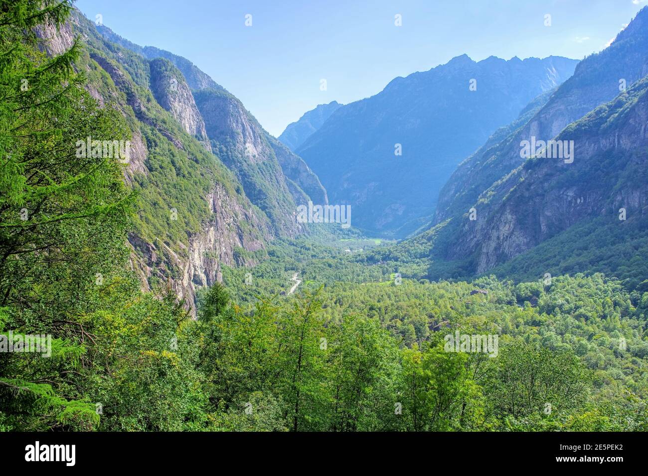 Blick in das Bavona-Tal, Tessin in der Schweiz, Europa Stockfoto