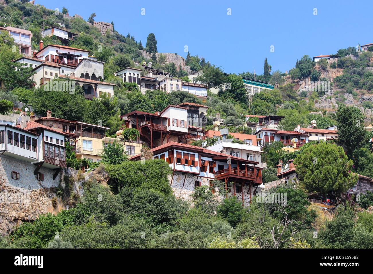 Wohngebäude auf dem Burgberg in Alanya, Türkei Stockfoto