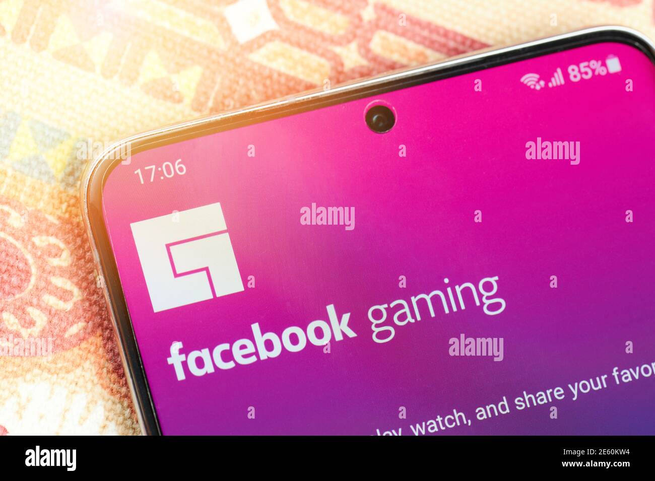 New york, USA - 26. Januar 2021: Facebook Gaming-Service auf Smartphone-Bildschirm Nahaufnahme. Spiele Thme spielen Stockfoto