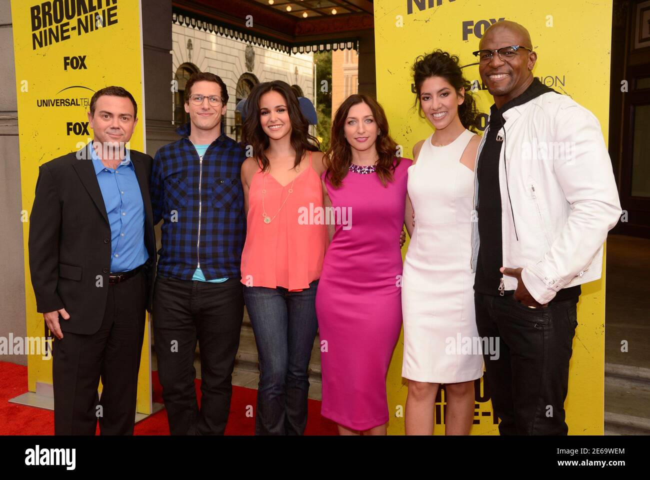 Andy Samberg Chelsea Peretti - Brooklyn Nine Nine Andre Braugher Terry Crews Melissa Fumero Joe Lo Truglio Andy Samberg Chelsea Peretti Stephanie Beatriz Chelsea Peretti Foto Von Dyanne42 Fans Teilen Deutschland Bilder : Andy samberg is an american comedian, actor, writer, producer, and musician.