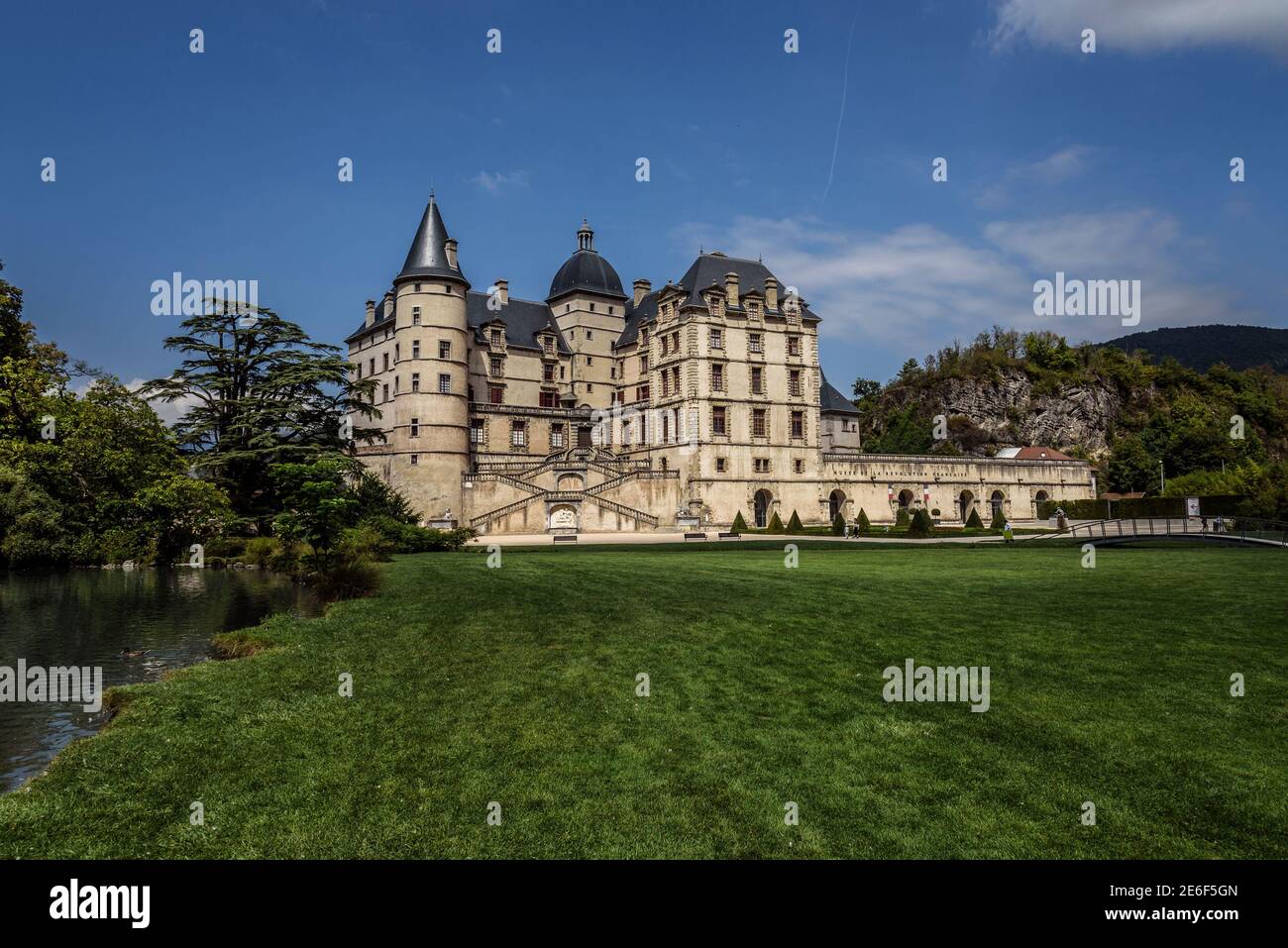 Mittelalterliche Burg Chateau de Vizille mit Park Stockfoto