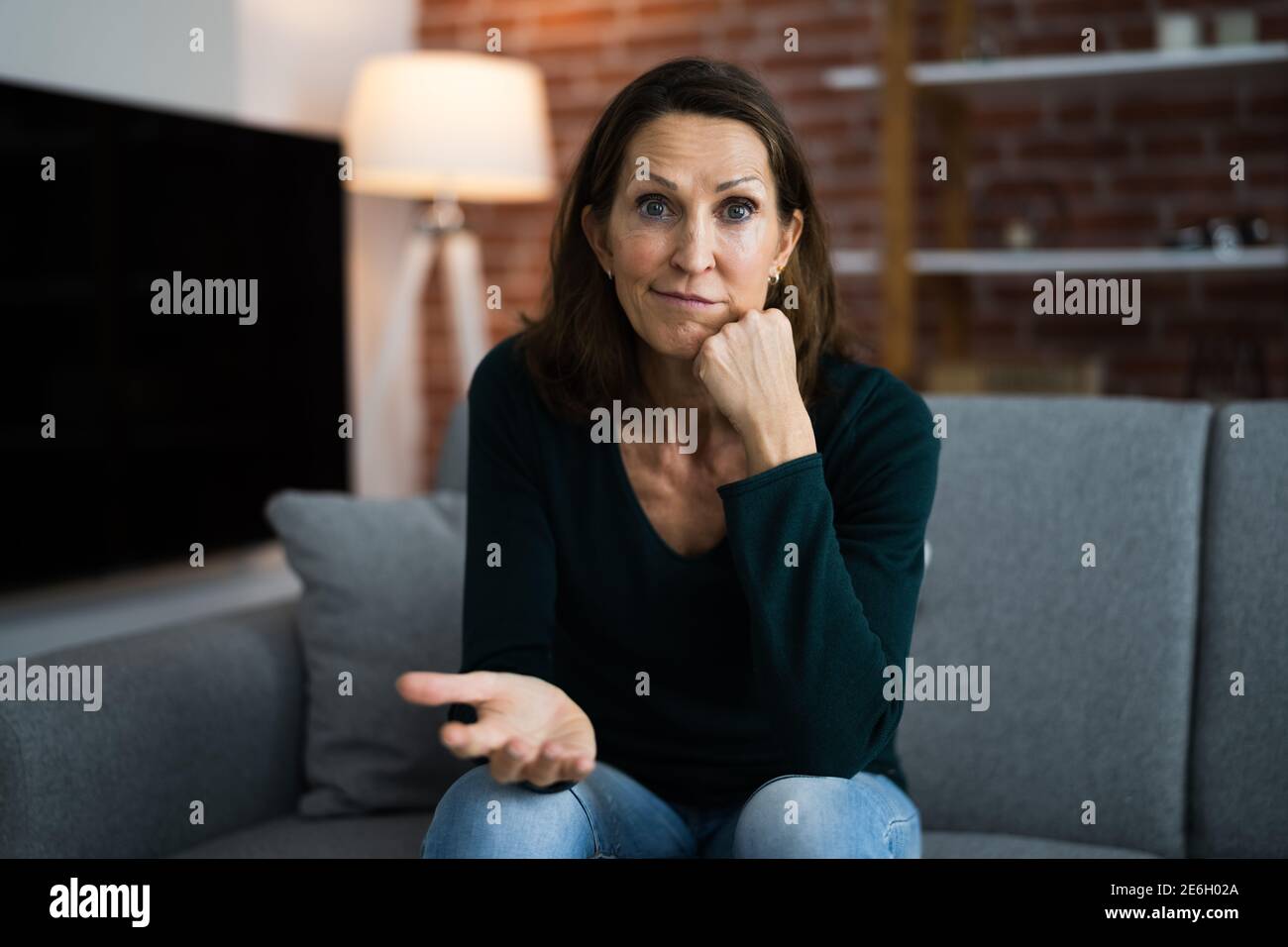 Depressiv Mit Kopfschmerzen Schmerzen Psychiatrische Beratung Und Therapie Stockfoto