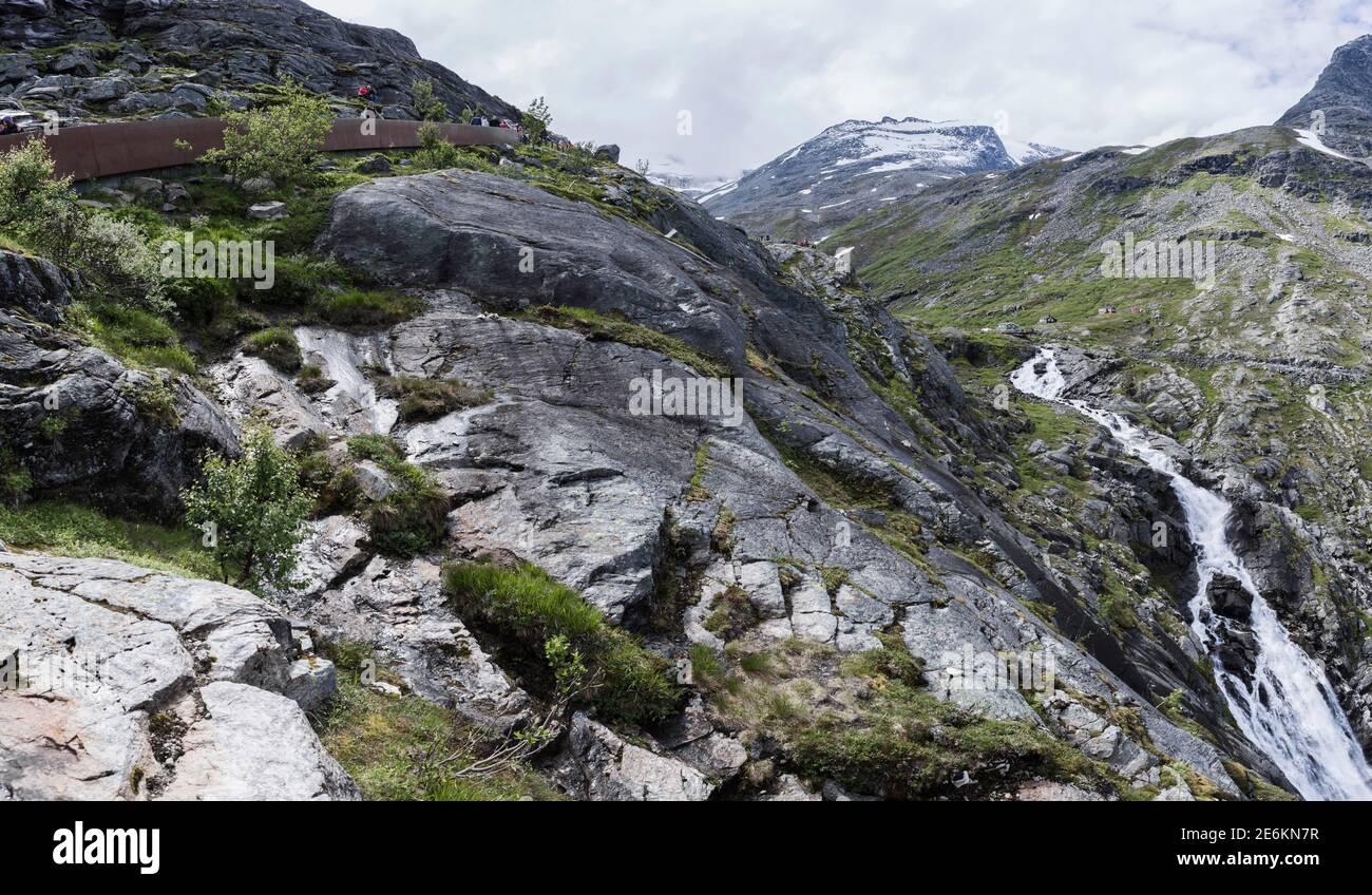 Stigfossen Wasserfall am Trollstigen Pass in Norwegen Stockfoto