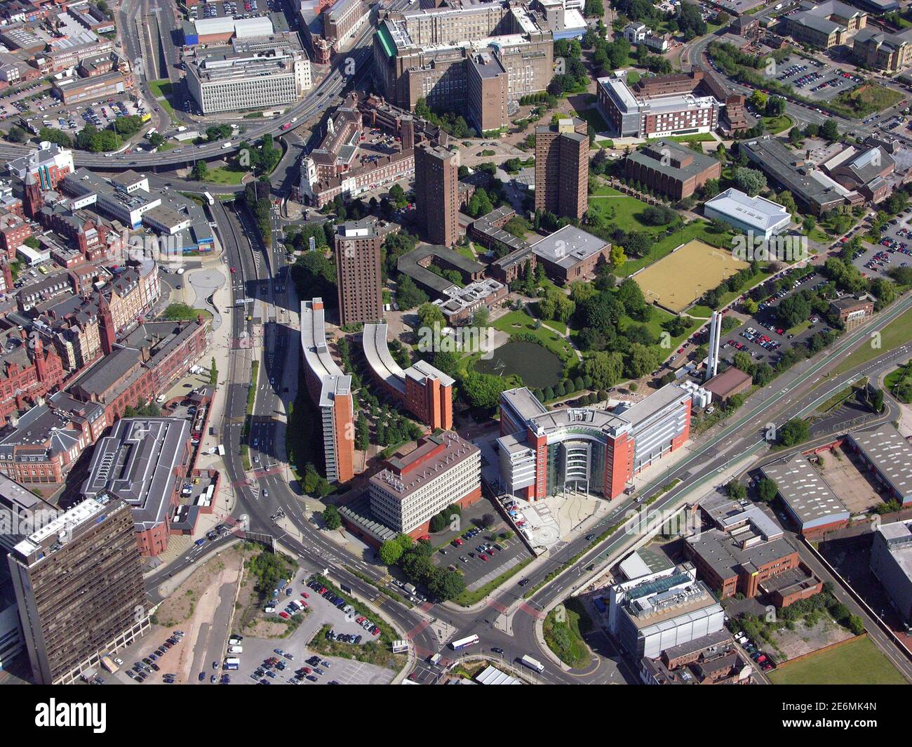 Luftaufnahme der Aston University & Matthew Boulton College in Birmingham, Großbritannien Stockfoto