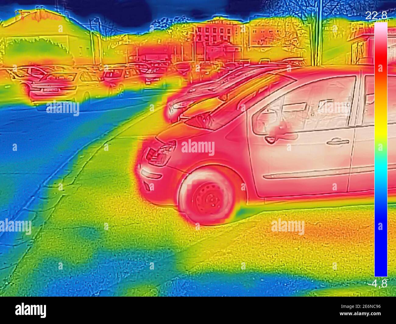 Car engine thermal image -Fotos und -Bildmaterial in hoher