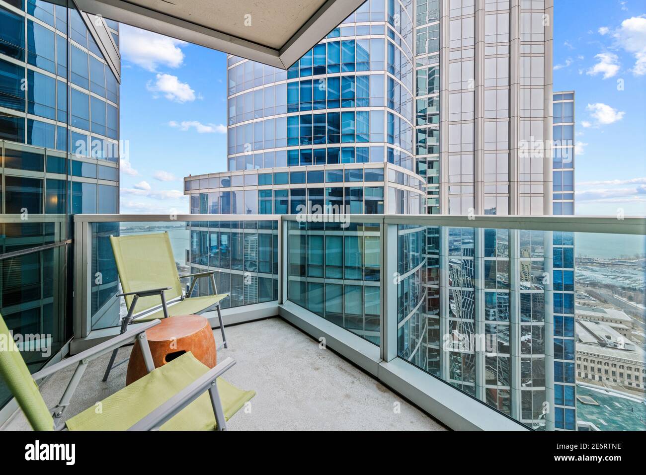 Wohnung Interieur in Chicago mit Blick auf Lake Michigan Stockfoto