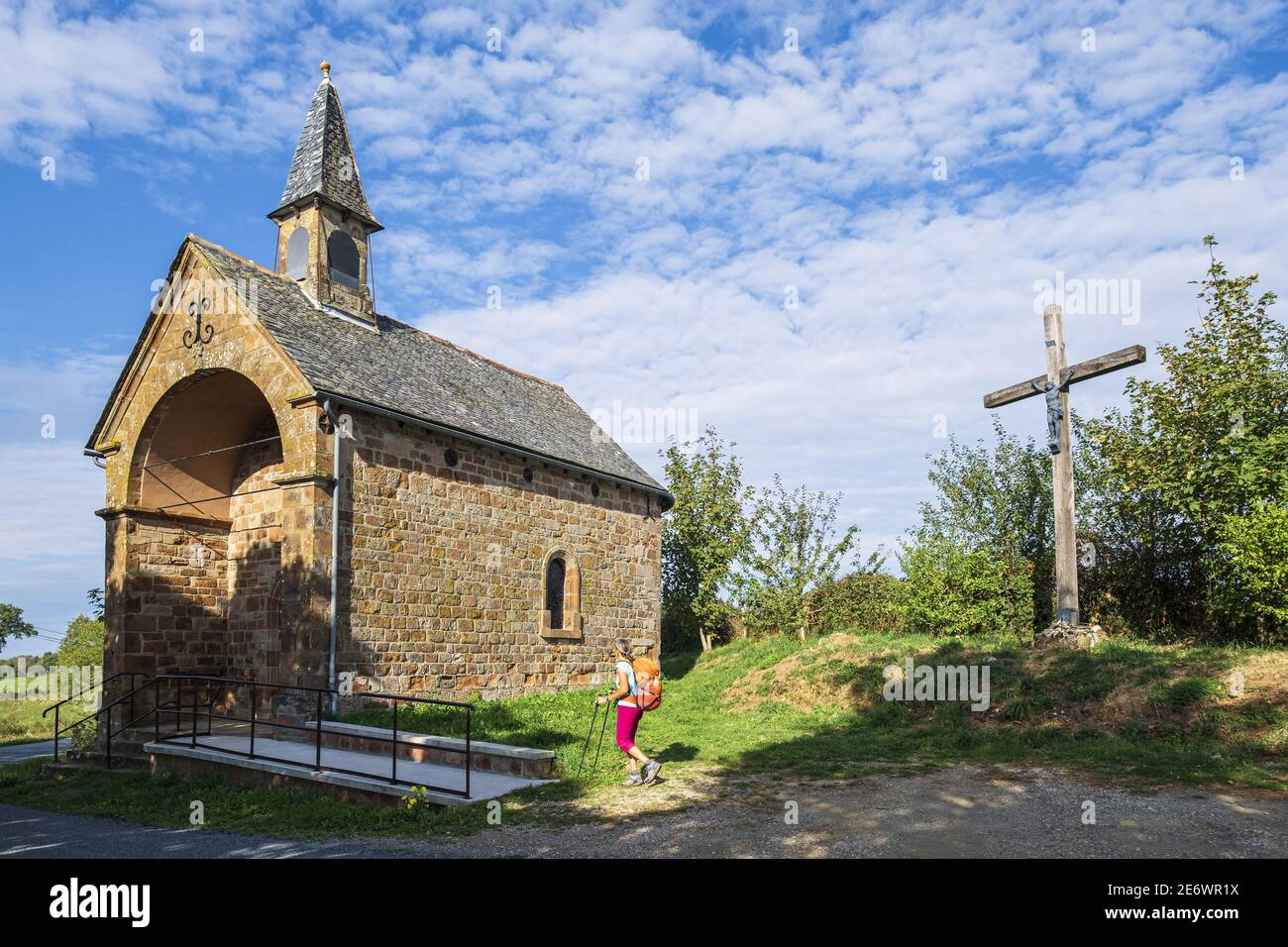 Frankreich, Aveyron, Noailhac, Wanderung auf der Via Podiensis, einer der Pilgerwege nach Santiago de Compostela oder GR 65, Kapelle Saint-Roch Stockfoto