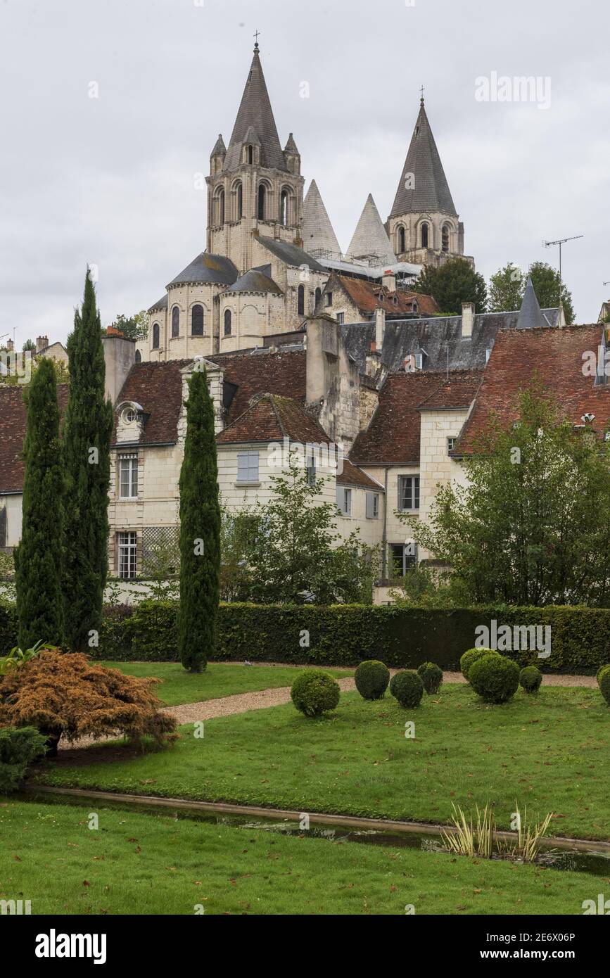Frankreich, Indre et Loire, Loches, Stiftskirche Saint Ours in romanischem und gotischem Stil aus dem 11. Und 12. Jahrhundert Stockfoto