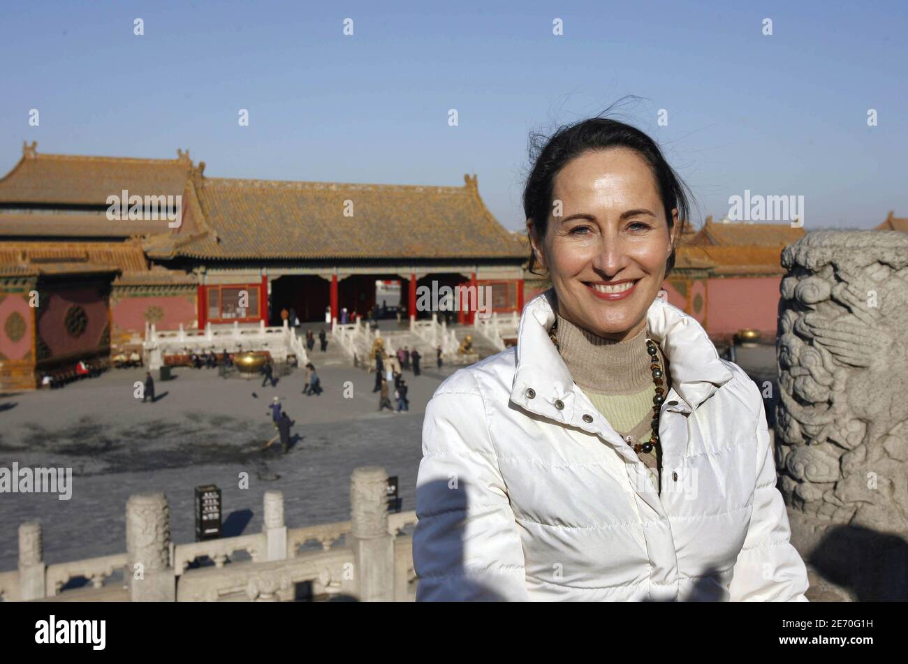 Der Kandidat der französischen Sozialistischen Partei für die Präsidentschaftswahl im nächsten Jahr, Segolene Royal, besucht am 7. Januar 2007 die Verbotene Stadt in der Nähe des Tien an Men-Platzes in Peking, China. Royal ist auf dem drei Tage offiziellen Besuch im Land. Foto von Patrick Durand/ABACAPRESS.COM Stockfoto