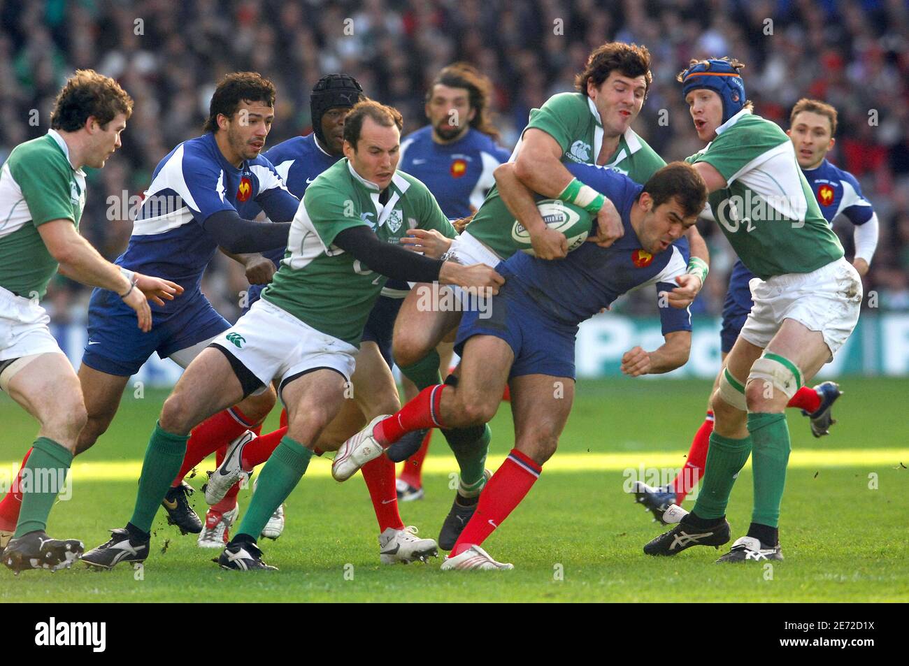 Frankreichs David Marty beim RBS 6 Nations Spiel, Irland gegen Frankreich im Croke Park in Dublin, Irland am 11. Februar 2007. Frankreich gewann 20-17. Foto von Nicolas Gouhier/Cameleon/ABACAPRESS.COM Stockfoto