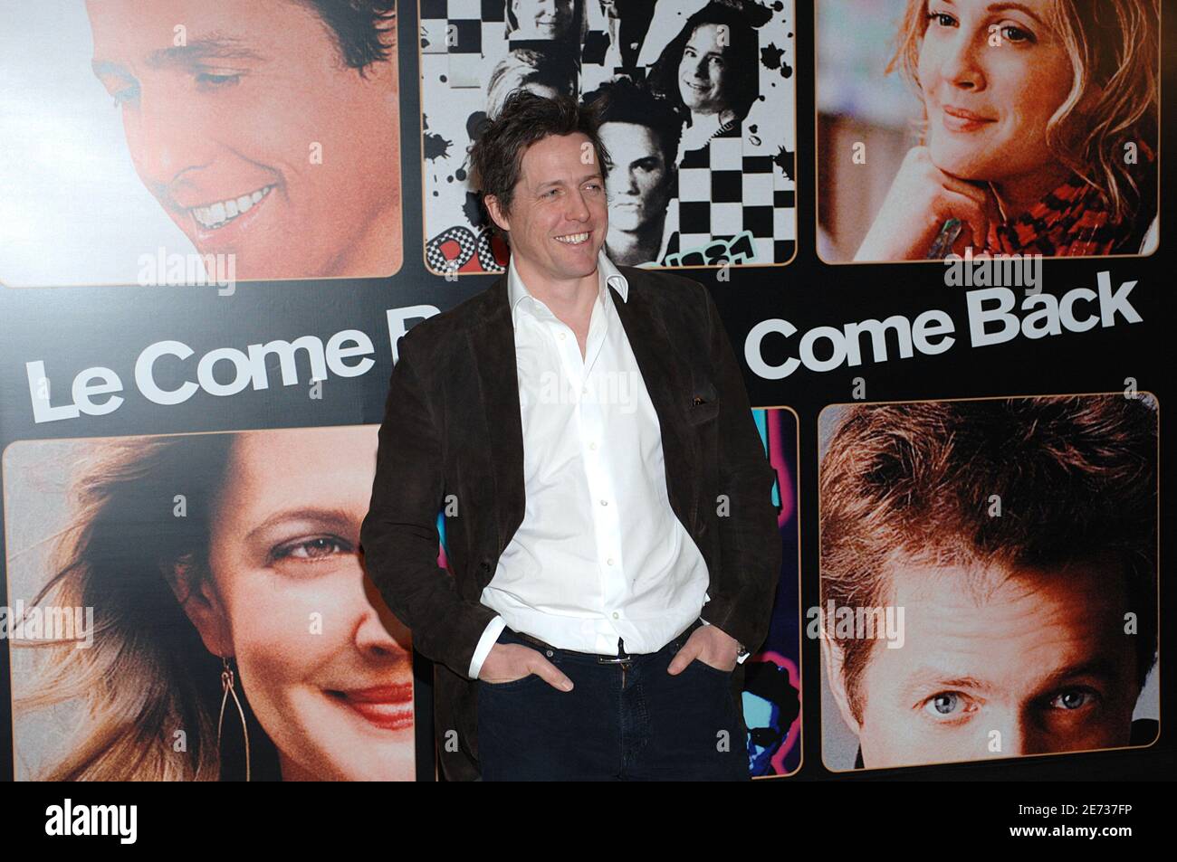 Der britische Schauspieler Hugh Grant posiert für Bilder während einer Fotoaktion im Ritz Hotel in Paris, Frankreich, am 1. März 2007, im Rahmen der europäischen Promotionstour für seinen neuen Film "Musik und Texte". Foto von Nicolas Khayat/ABACAPRESS.COM Stockfoto