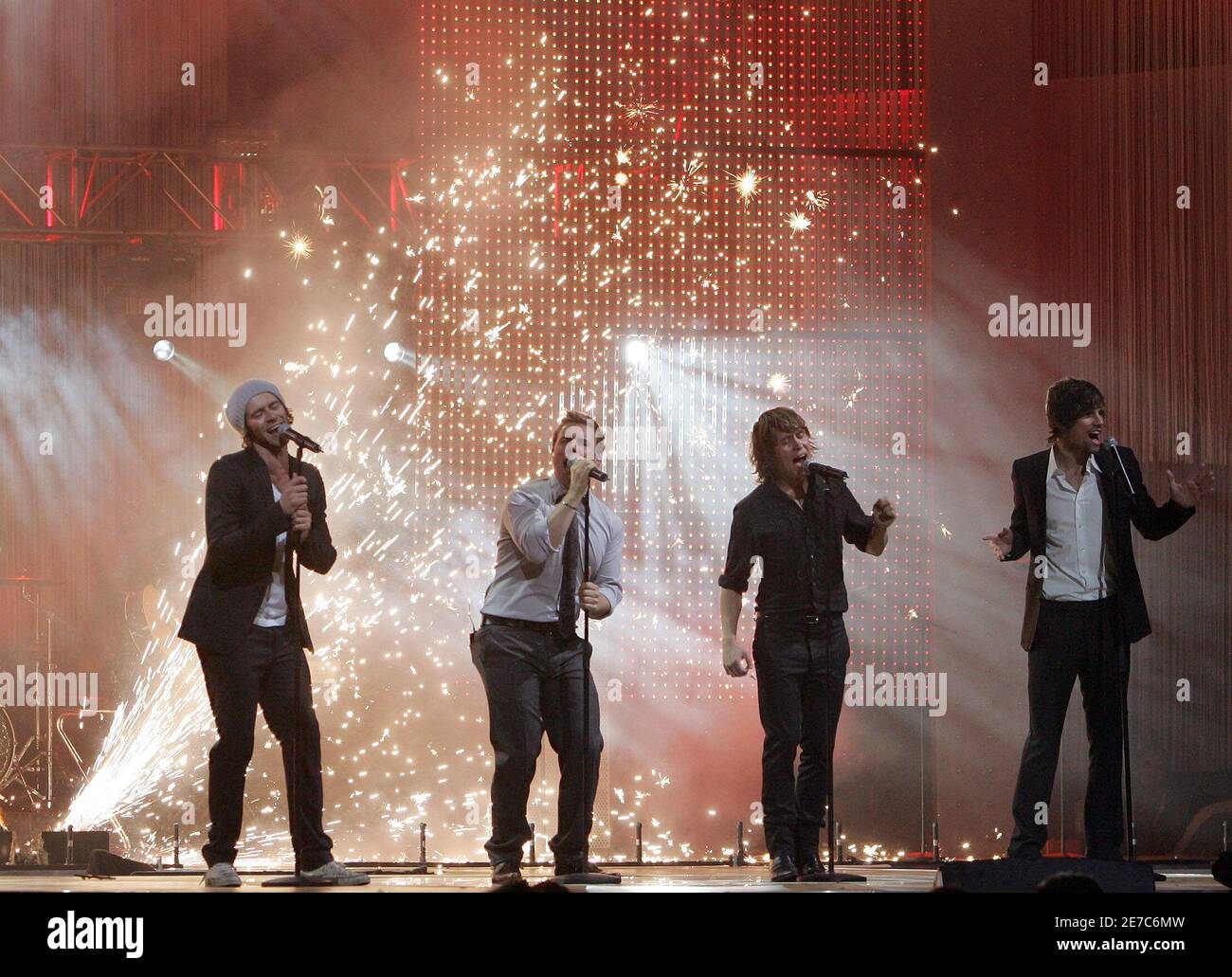 Bravo Magazine Stockfotos Und Bilder Kaufen Seite 2 Alamy