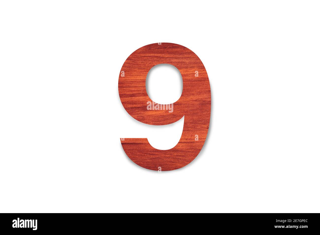 Schönes Schild Nummer neun Material Holz isoliert auf weißem Hintergrund Mit Beschneidungspfad für Design Stockfoto