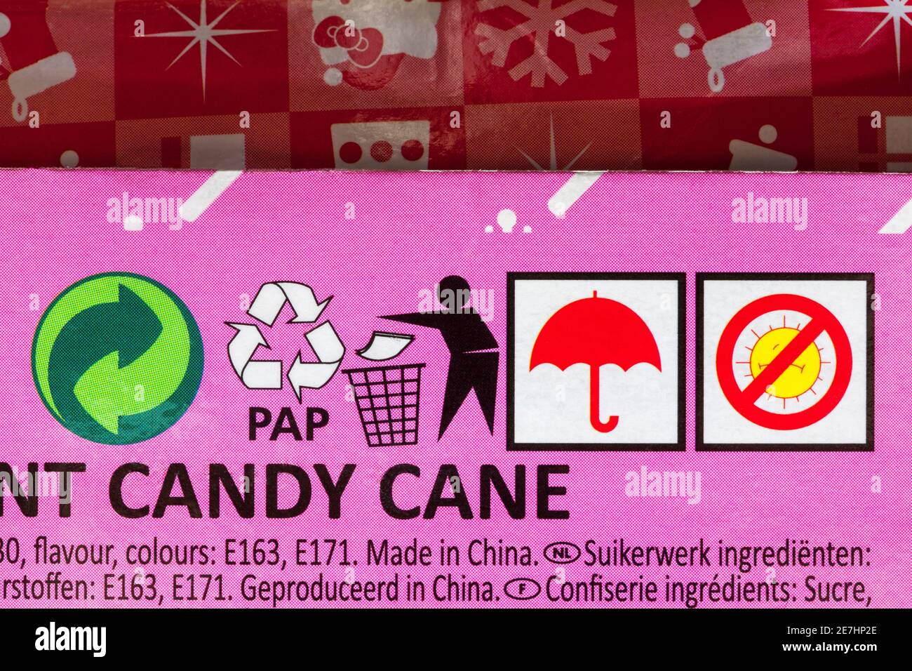 Recycling und Lagerung Symbole Symbole auf Box von Hello Kitty Riesiger Zuckerrohr Stockfoto