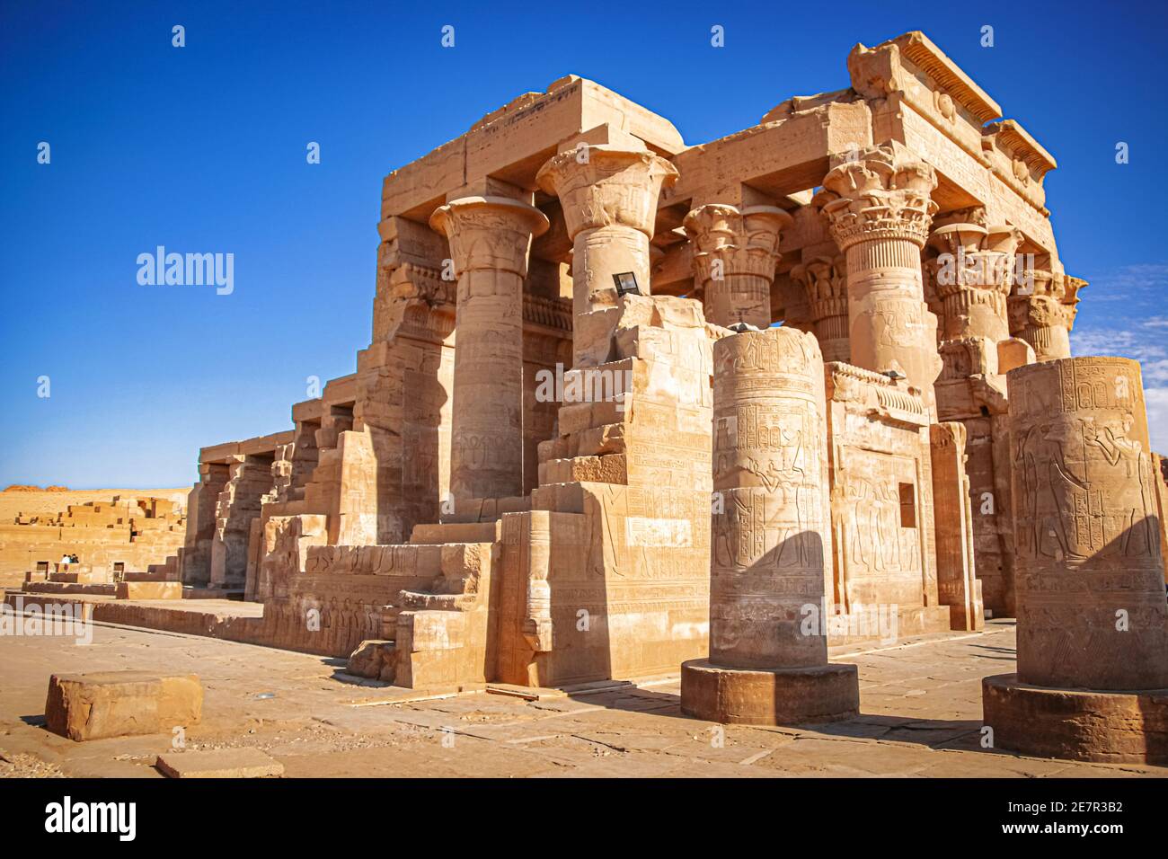 Die Ruinen des alten Tempels von Sebek in Kom - Ombo, Ägypten. Stockfoto