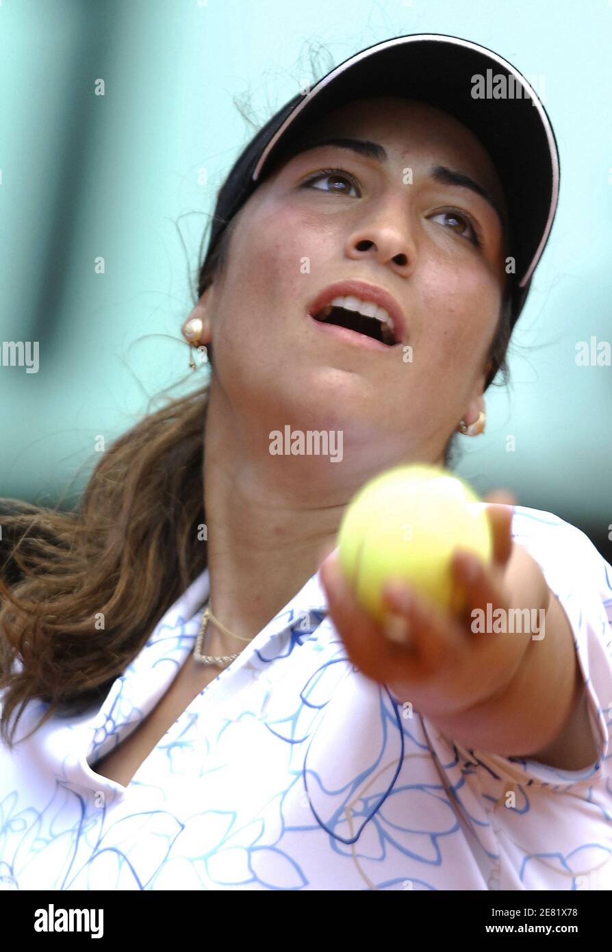 Die französische Aravane Rezai besiegte am 29. Mai 2007 die französische Marion Bartoli, 6:4, 6-2 bei ihrem ersten Spiel der Tennis French Open in der Roland Garros Arena in Paris, Frankreich. Foto Nicolas Gouhier/Cameleon/ABACAPRESS.COM Stockfoto