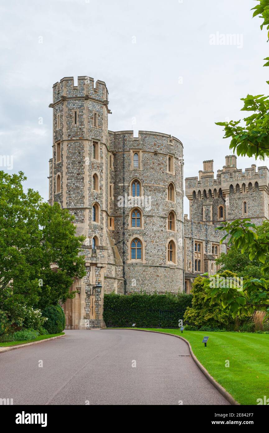 08/27/2020. Windsor Castle, Großbritannien. Besichtigung der königlichen Residenz in Windsor, der Eingang ist durch St. George's Gate. Stockfoto