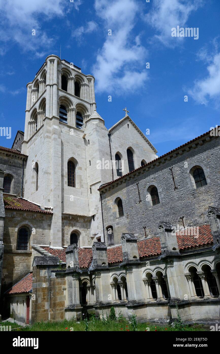 Basilika St. Madeleine, Sainte Marie-Madeleine, Vezelay, Burgund, Departement Yonne, Frankreich Stockfoto